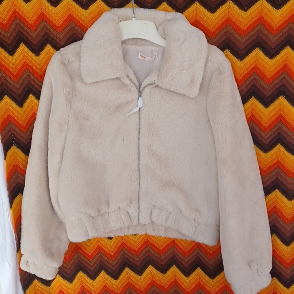 Women's INTEMPO Cropped Faux-Fur Bomber Jacket, Sz M, 21" PTP, 22" L